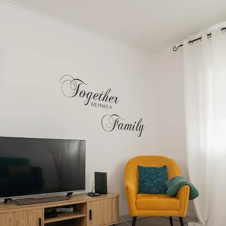 Family Friendly Azorean * Πόντα Ντελγκάντα