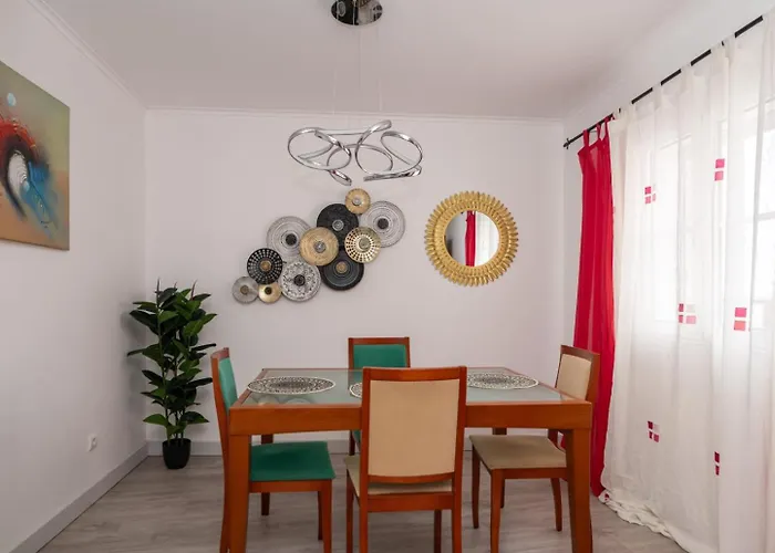 Family Friendly Azorean Apartment Ponta Delgada (Sao Miguel)