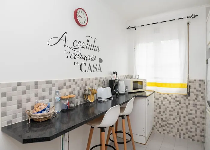 Family Friendly Azorean * Ponta Delgada (Sao Miguel)